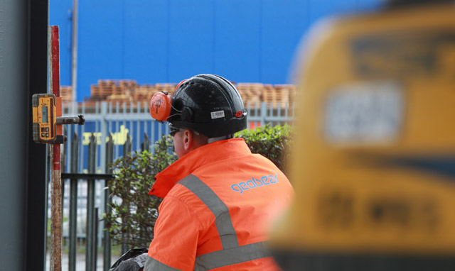 用激光監(jiān)測現(xiàn)場以驗證結(jié)果